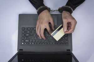 is it legal to buy negative google reviews